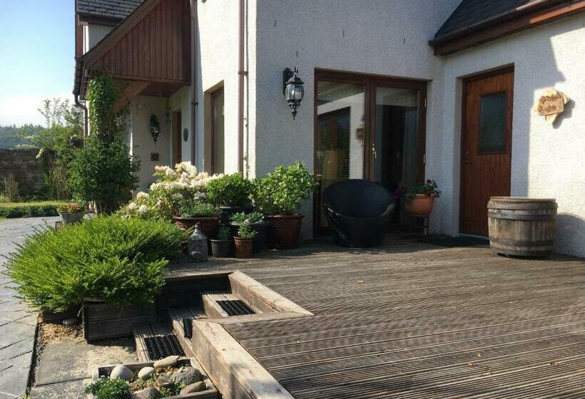 민박 Old Mills Garden