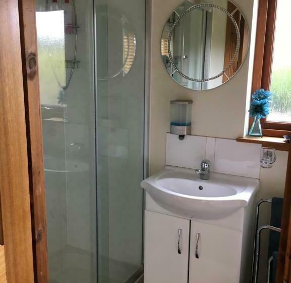 민박 Old Mills Garden