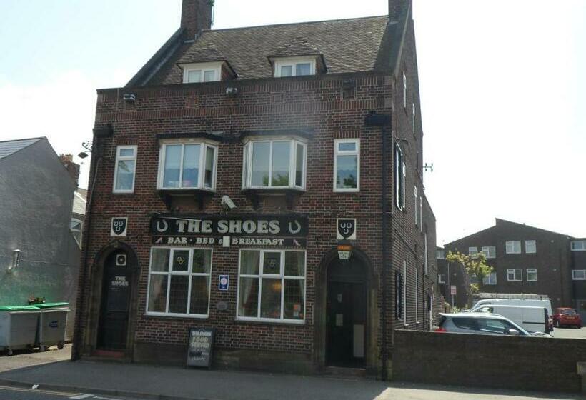 مبيت وإفطار The Shoes