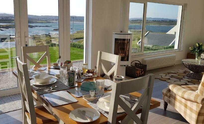 ベッドアンドブレックファースト Tidal View