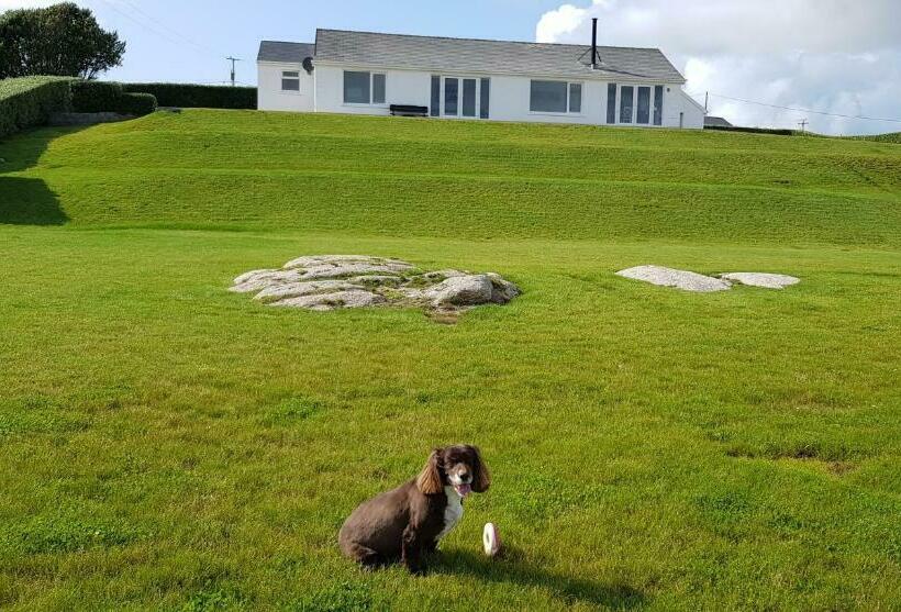 ベッドアンドブレックファースト Tidal View