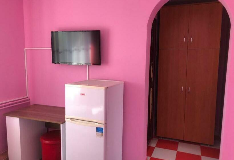 בית מלון כפרי Continental