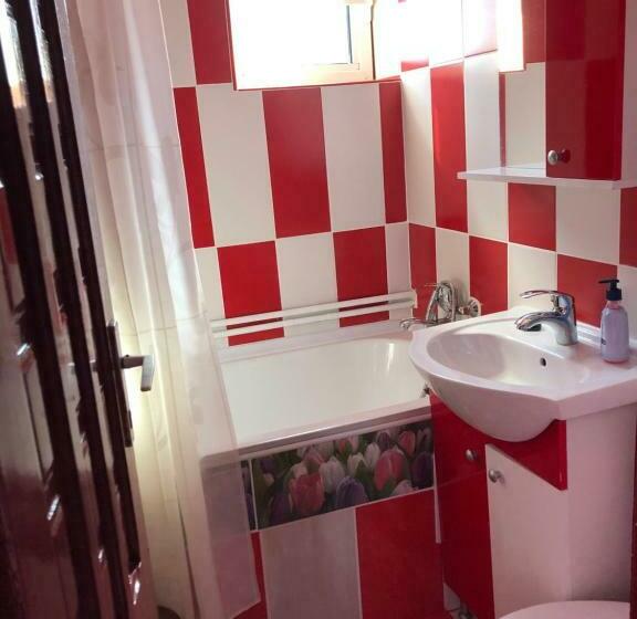 בית מלון כפרי Continental