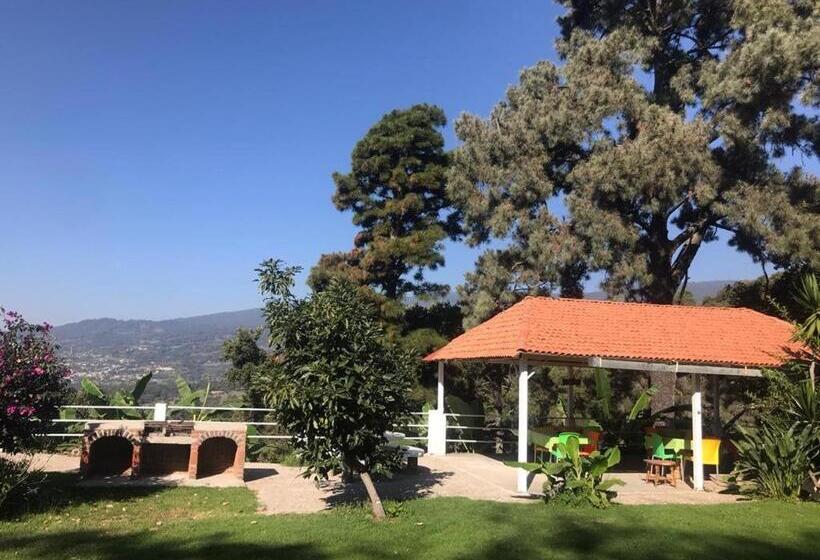 Отель El Mirador Y Jardin