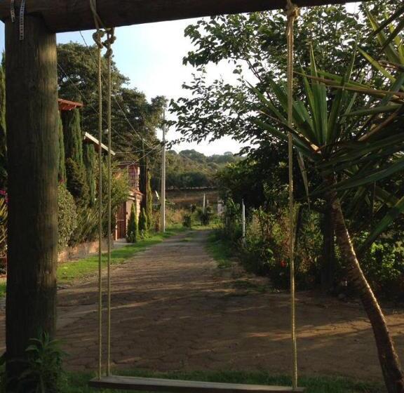 Отель El Mirador Y Jardin