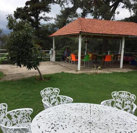 Отель El Mirador Y Jardin