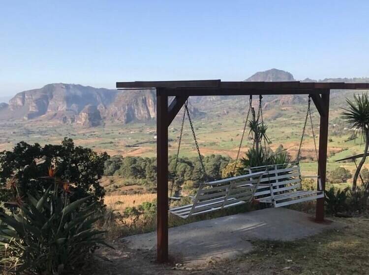 Отель El Mirador Y Jardin