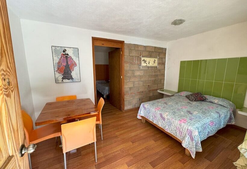 Отель El Mirador Y Jardin