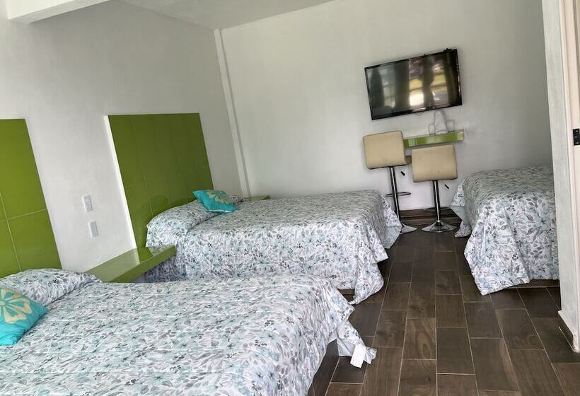 Отель El Mirador Y Jardin