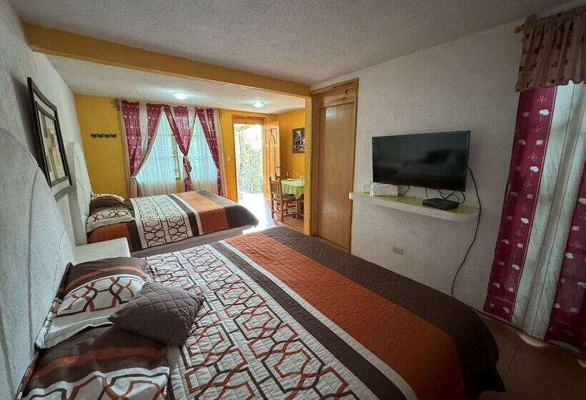 Отель El Mirador Y Jardin