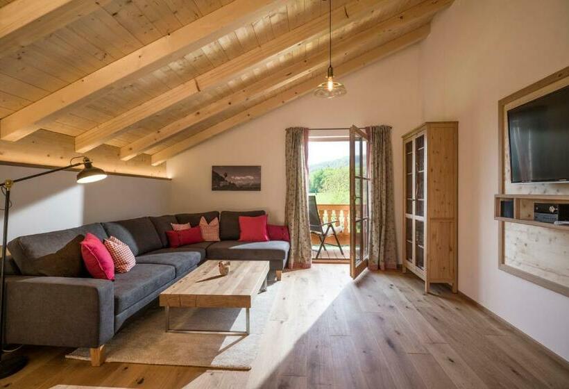 Отель Lainthalerhof