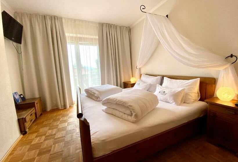 فندق Pleschinhof