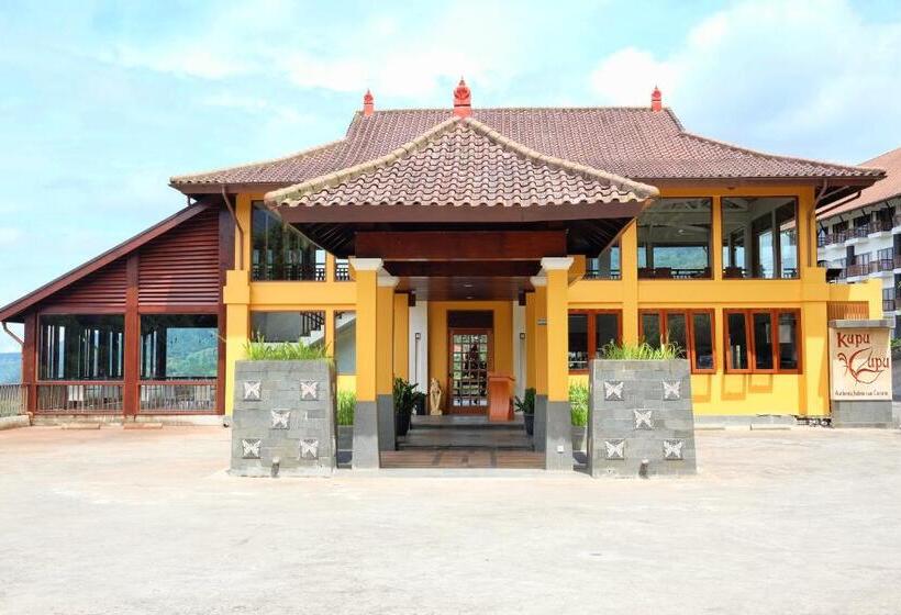 בית מלון כפרי The Grand Hill Resort