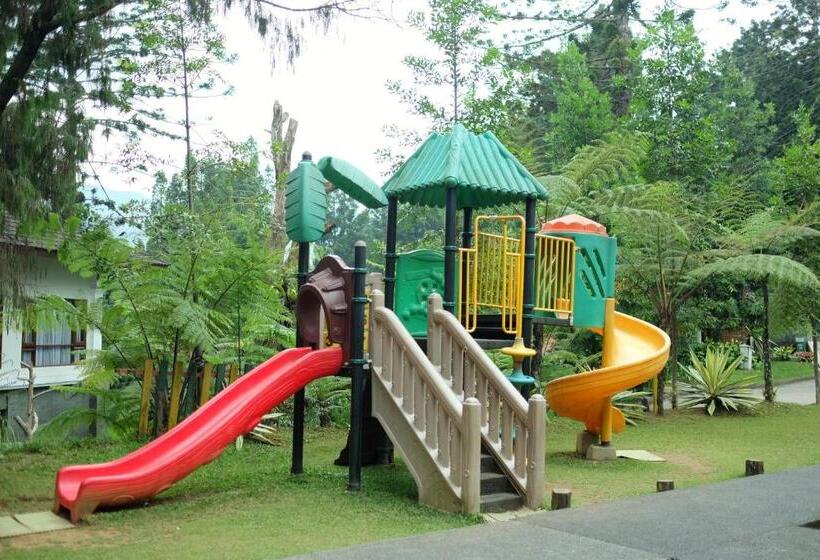 בית מלון כפרי The Grand Hill Resort