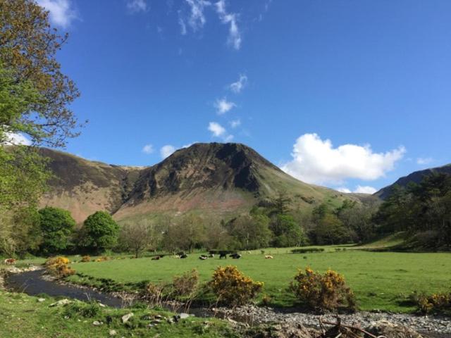 בית מלון כפרי Ty Nant Cafn