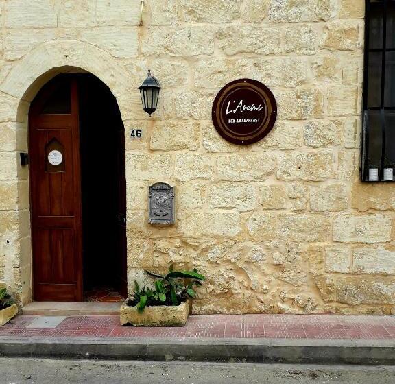 Laremi Gozo B&b