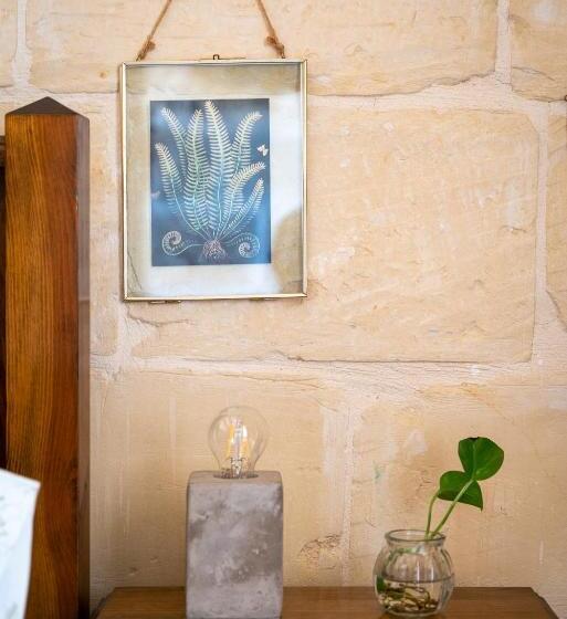 Laremi Gozo B&b