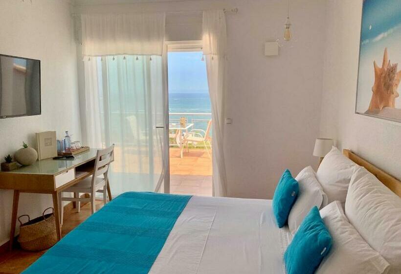 פנסיון Atalaya Boutique