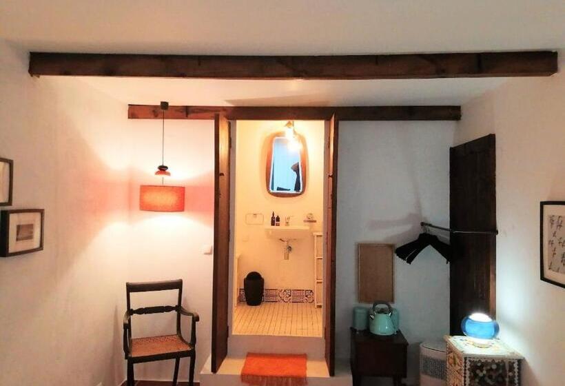 Пансион Beach House Babylon Guest House With Kitchenette And Garden