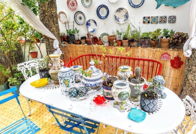 Пансион Beach House Babylon Guest House With Kitchenette And Garden