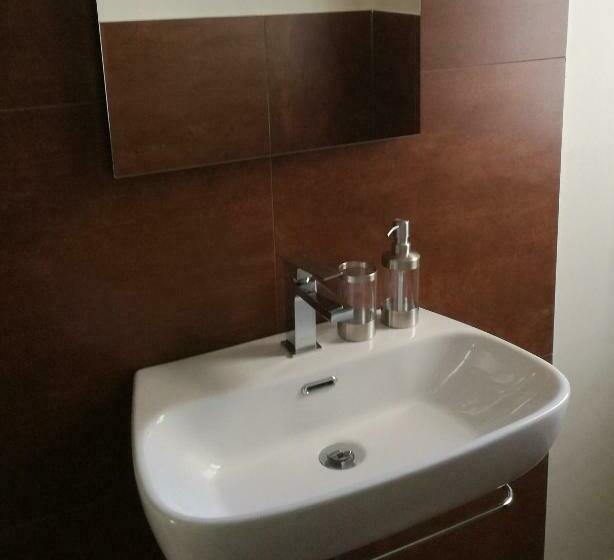 פנסיון Bloom Rooms