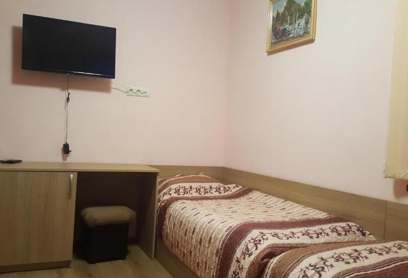 膳宿费 Chilingirovata Kashta