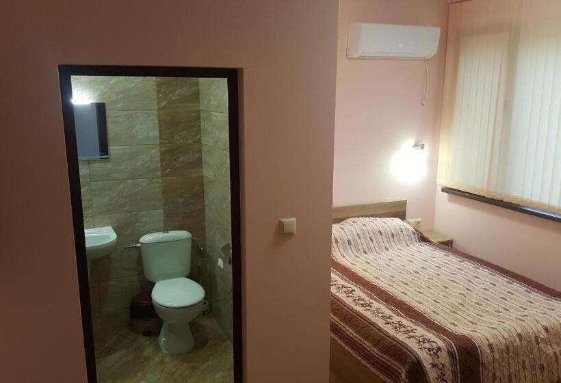 膳宿费 Chilingirovata Kashta