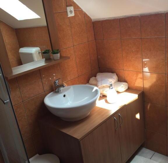 פנסיון Dósa Tanya, Vendégház