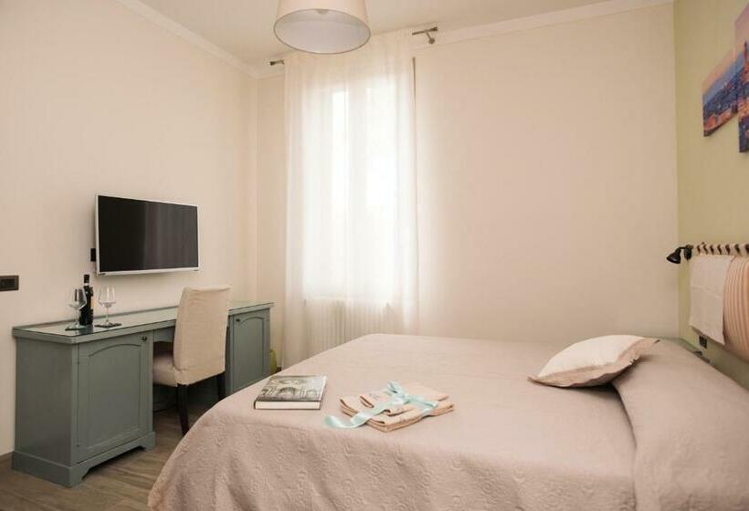 Пансион Florence Shabby Chic Home