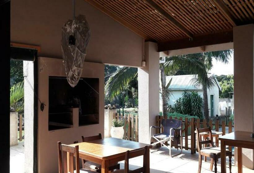 بنسيون Jacaranda Guesthouse