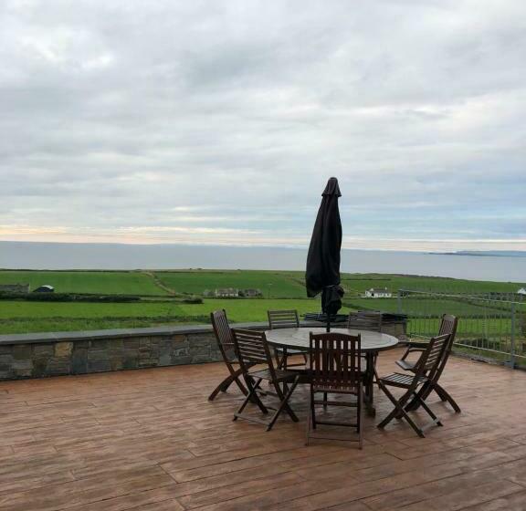 펜션 Killard House