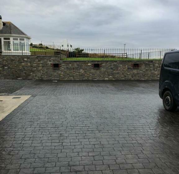 펜션 Killard House