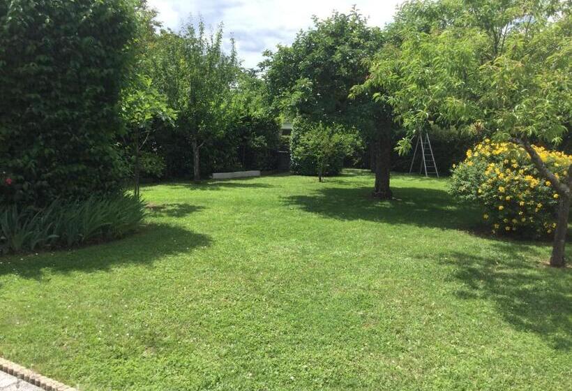 بنسيون Le Hameau Du Moulin A Vent