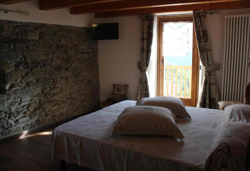 פנסיון Maison Chenal