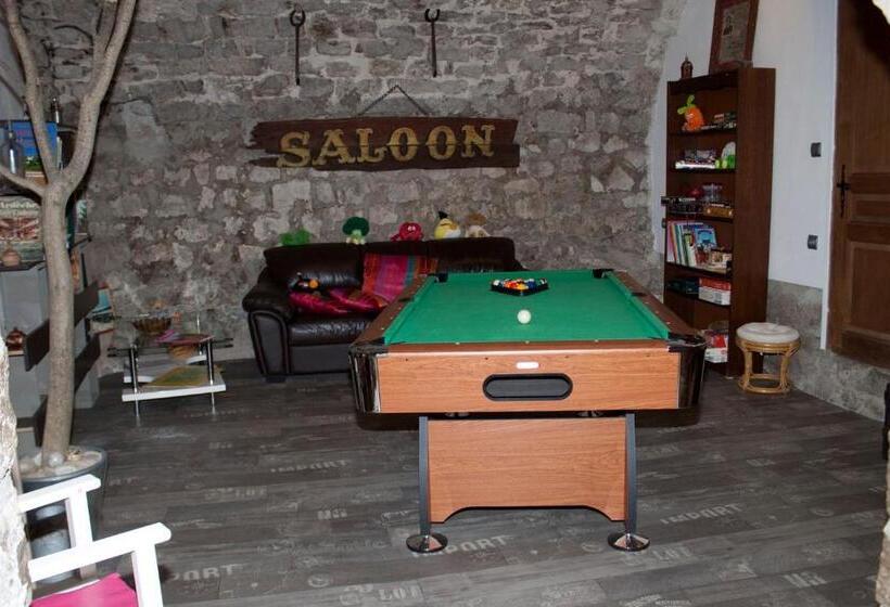 膳宿费 Mas Des Falaises