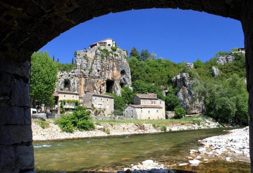 膳宿费 Mas Des Falaises