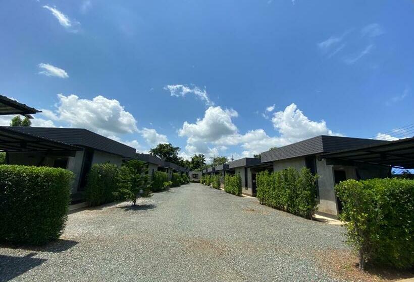 膳宿费 The Loft House Sakaeo