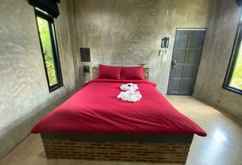 膳宿费 The Loft House Sakaeo