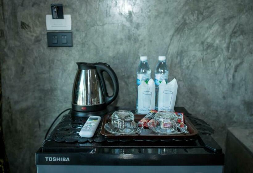 膳宿费 The Loft House Sakaeo