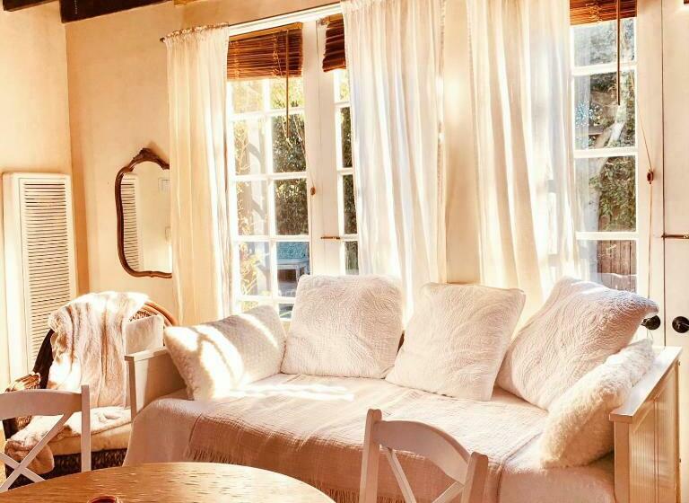 بنسيون Under The Tuscan Sun Cottage In West Los Angeles