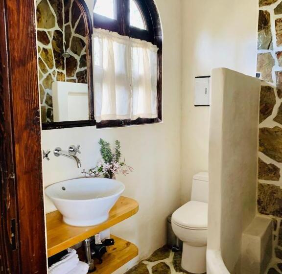 بنسيون Under The Tuscan Sun Cottage In West Los Angeles