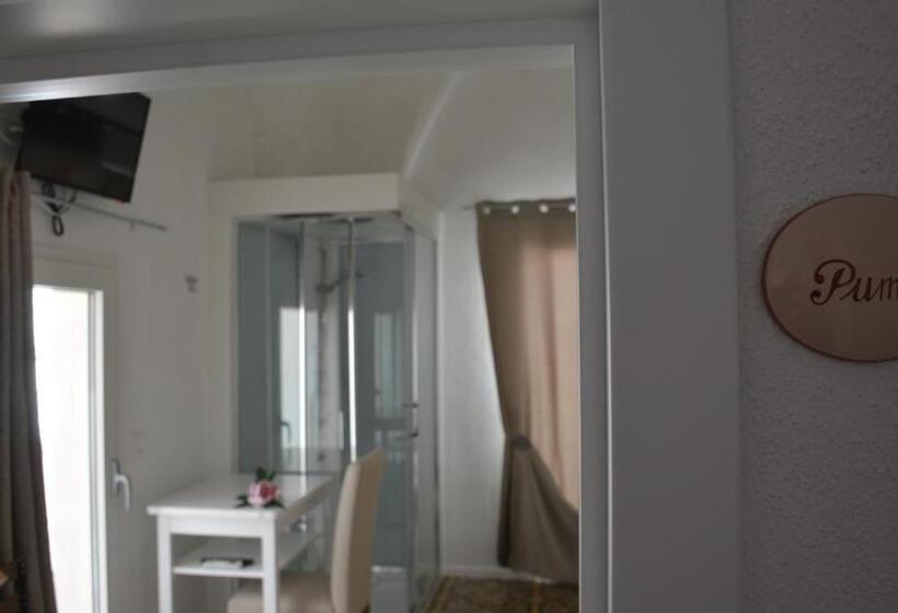 Pensjonat Vico Degli Ebrei   Rooftop Jacuzzi   Self Check In