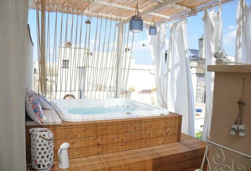 Pensjonat Vico Degli Ebrei   Rooftop Jacuzzi   Self Check In