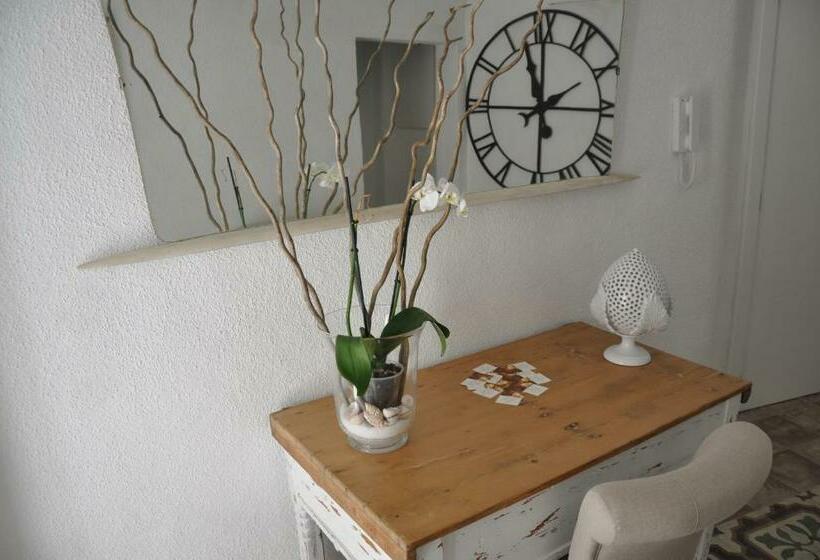 Pensjonat Vico Degli Ebrei   Rooftop Jacuzzi   Self Check In