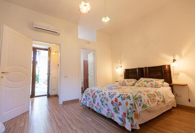 פנסיון Villa La Quercia