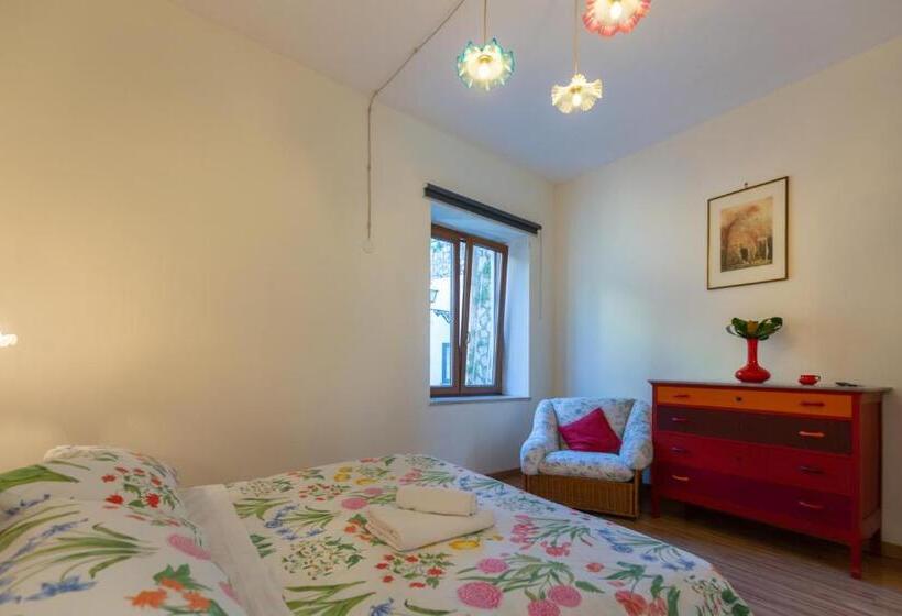 פנסיון Villa La Quercia