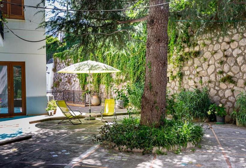 פנסיון Villa La Quercia