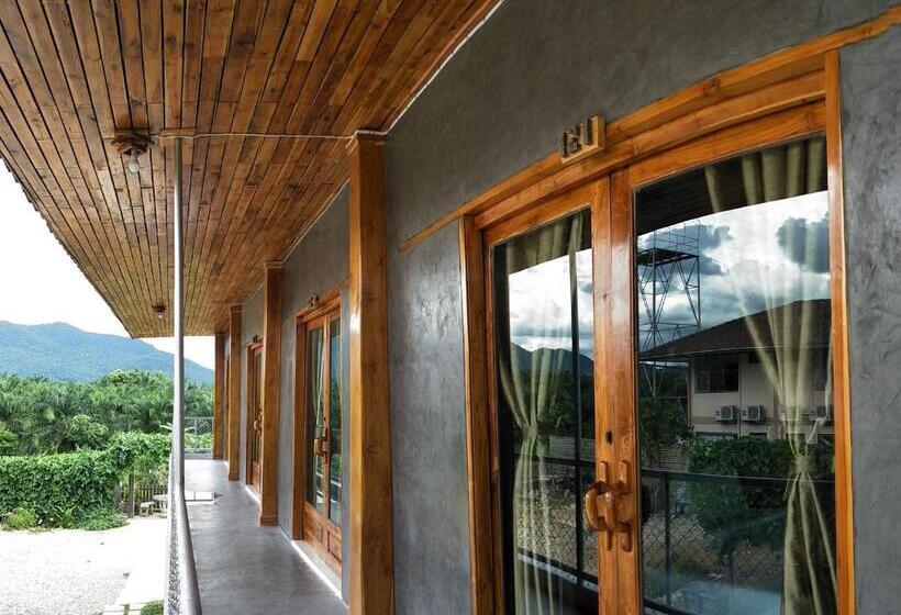 리조트 Teak Villa