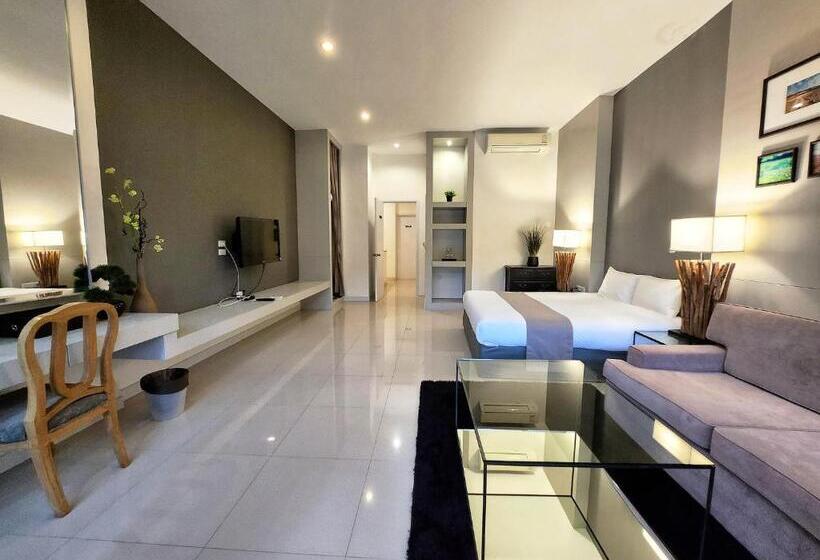 リゾートホテル The Midst@ Royal Hills Nakornayok