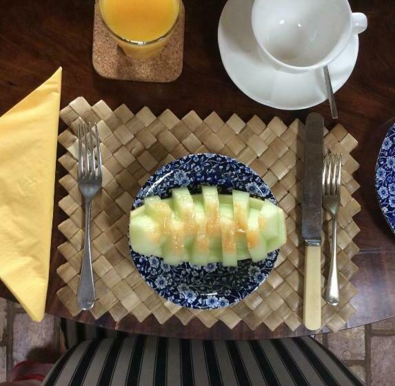 Top Parts Bed & Breakfast